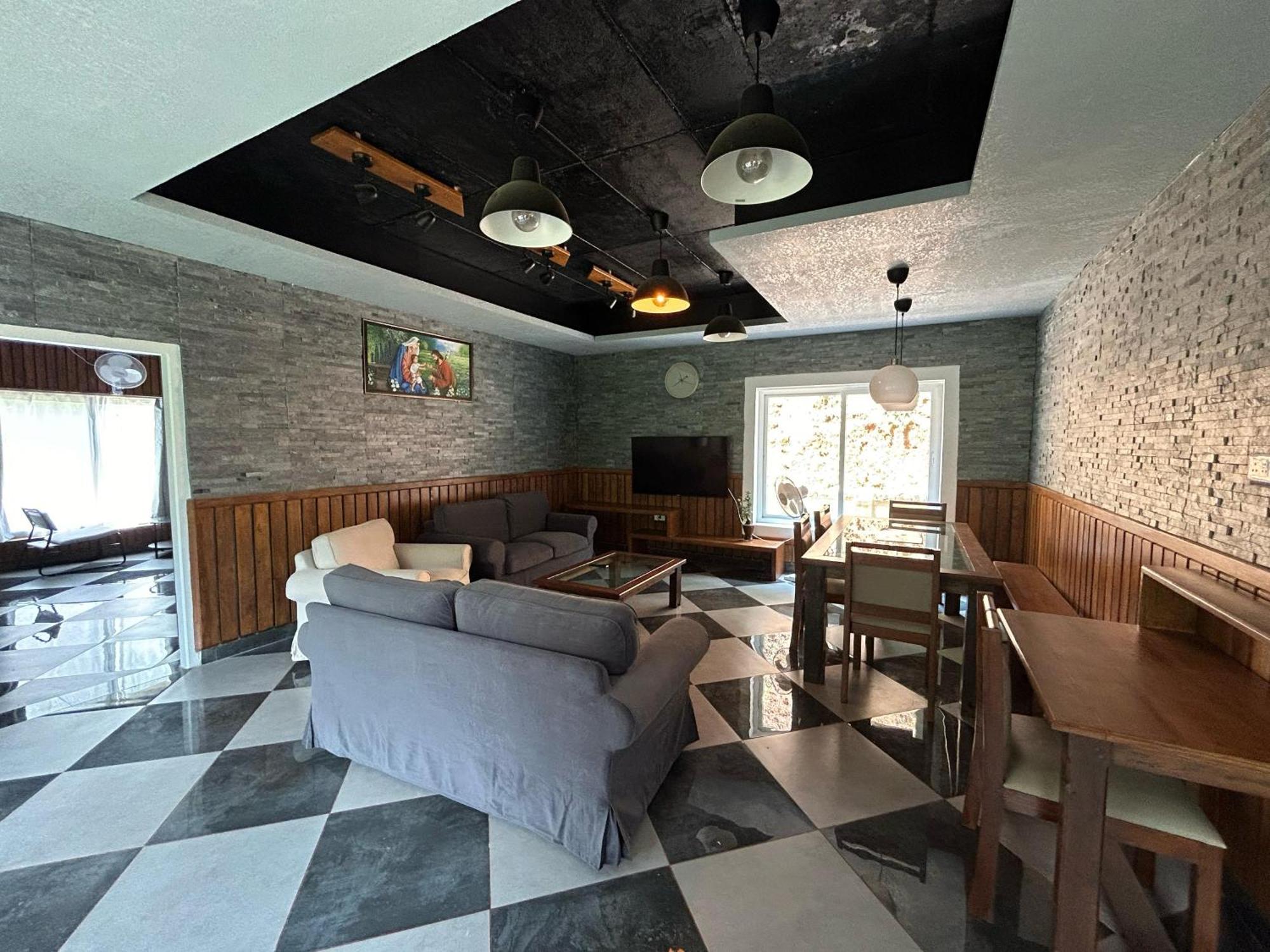 Kv By Halcyon Traveltech Appartement Anachal Buitenkant foto