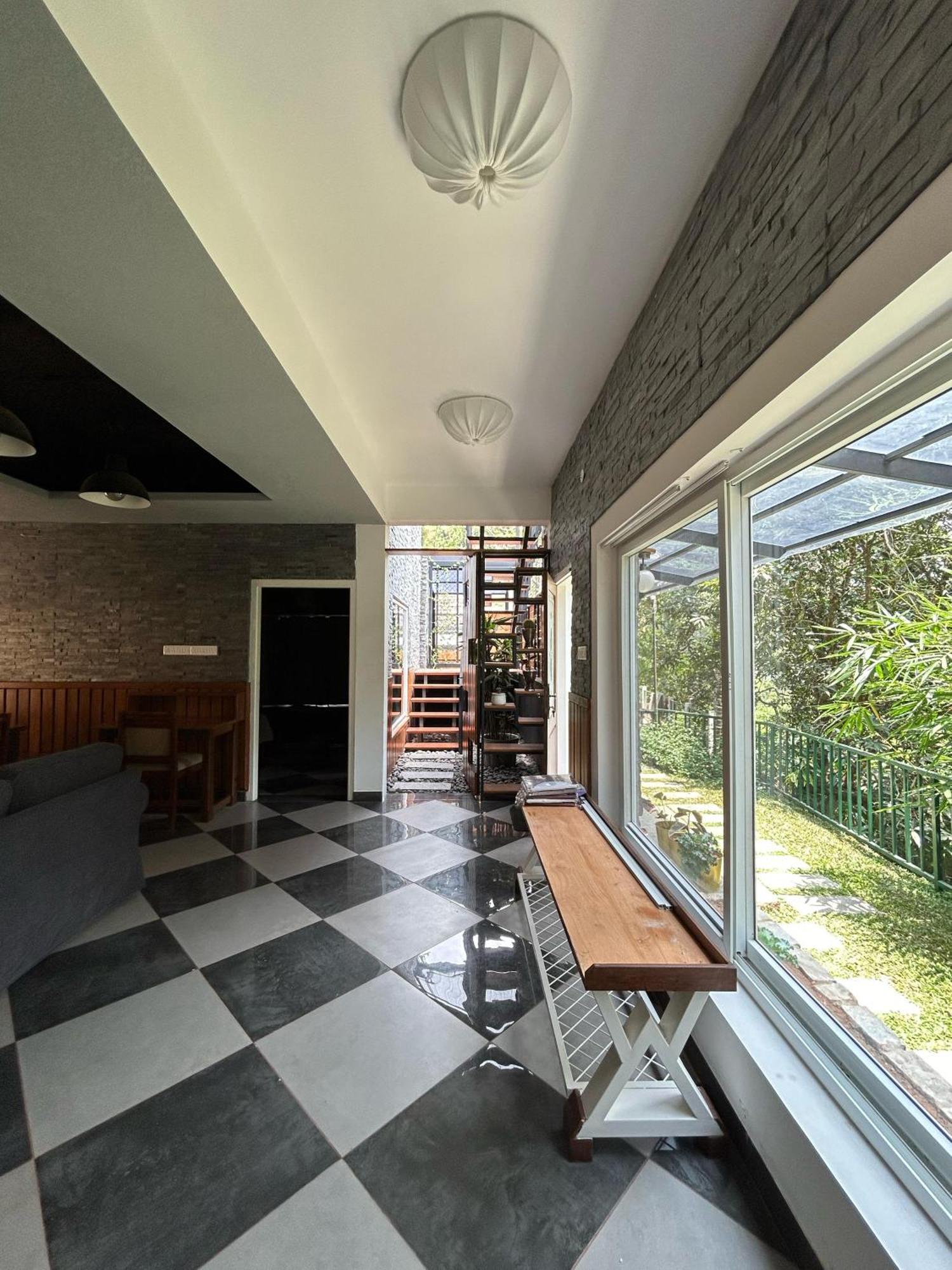 Kv By Halcyon Traveltech Appartement Anachal Buitenkant foto